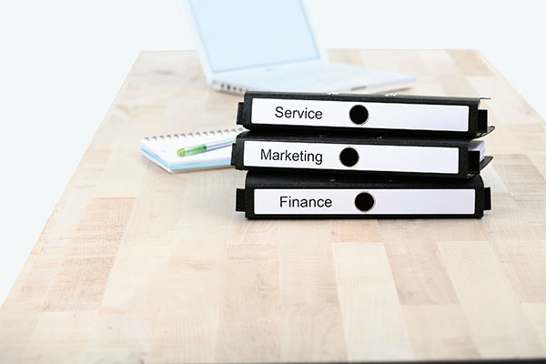 Illustration of hanging order labels in folders