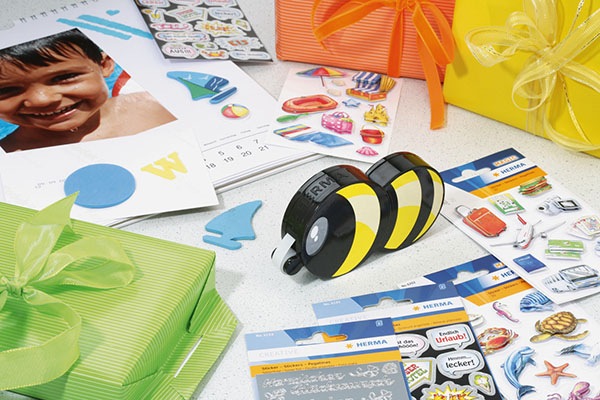 Glue Bee in Action