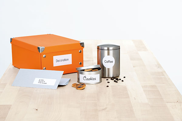 Universal labels on various items