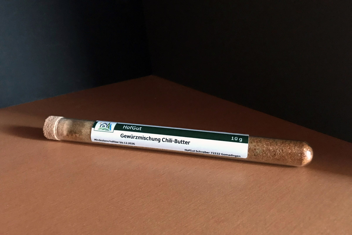 Order roll labels online in digital printing: Spice labels for spice tubes