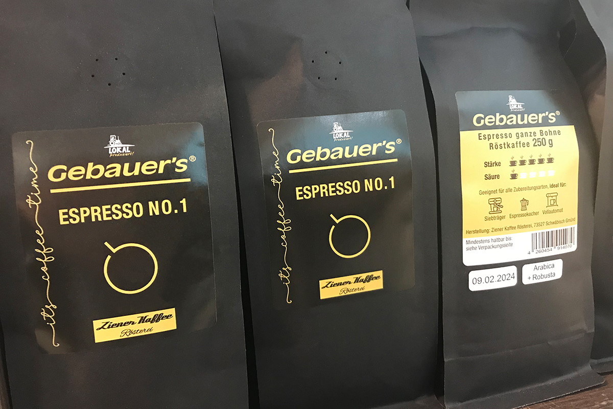 Solutions Food: high-quality digital printing labels for premium products, coffee packaging made from black paper.