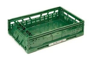 Green reusable container (foldable box), ideal for labeling with wash-off labels.