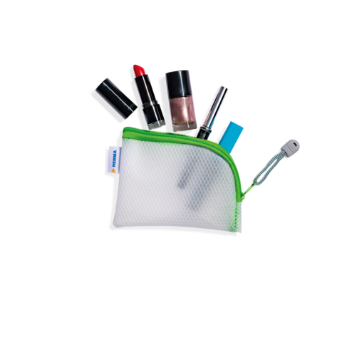 Ein durchsichtiger Kosmetikbeutel mit verschiedenen Lippenstiften, einem Eyeliner und einem Stift.