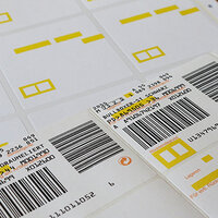 Commission label with a colored impression field, featuring post-printed product data and barcode.