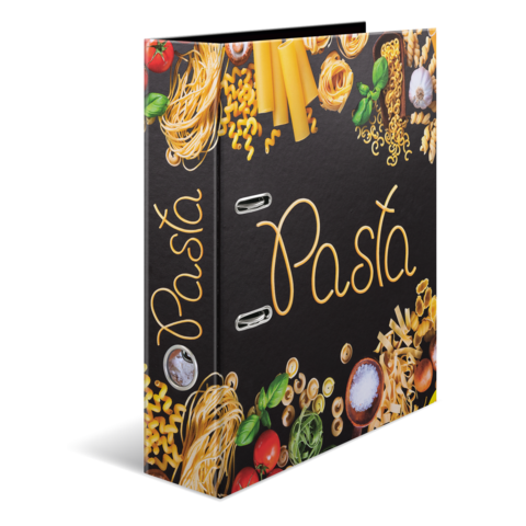 Ein Rezeptbuch mit dem Titel "Pasta", umgeben von verschiedenen Pasta-Sorten und Zutaten wie Tomaten und Gewürzen.