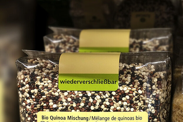 HERMA Reclosure Labels, on a grain packaging, landscape format