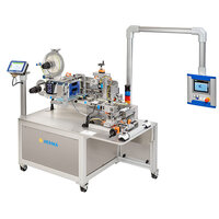 Automatic labeling machine with a control panel and various mechanical components for labeling products.