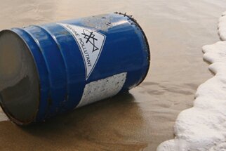 Sea water-resistant labels: Chemical drum washed ashore, with a sea water-resistant label.