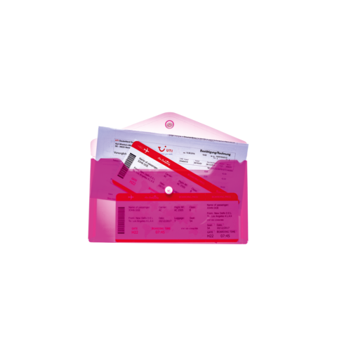 Rote Fahrkarten und Dokumente in einer pinken Hülle, die für eine Reise oder Veranstaltung verwendet werden könnten.